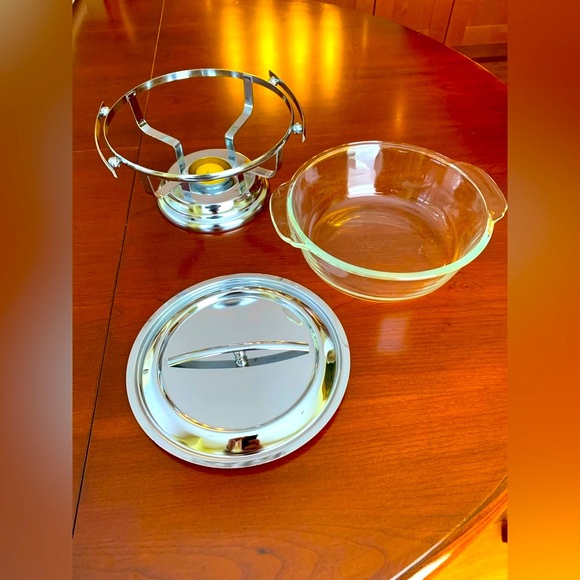 2 Qt Anchor Hocking glass buffet serving dish chrome cover lid & warmer rack - Picture 4 of 5